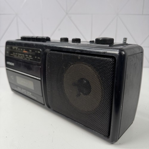 Hitachi trk portable radio - hitachi, trk-60