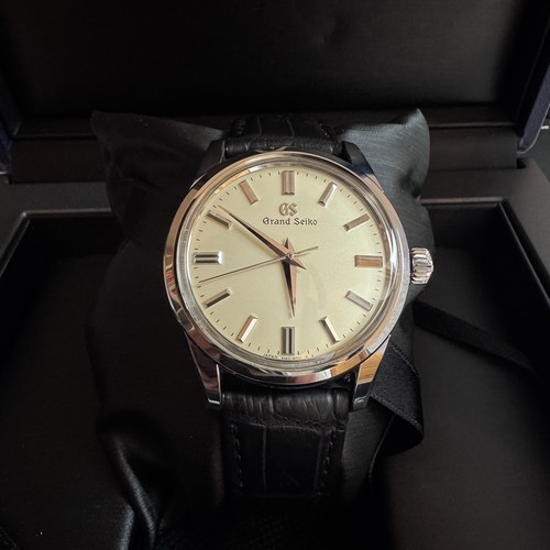 Grand seiko sbgw231 - grand, hand