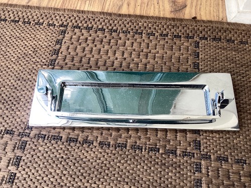 Door box silver chrome - door/box, letter