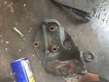 VW T4 TRANSPORTER 1994 2.4 DIESEL AAB FUEL PUMP BRACKET 074130147