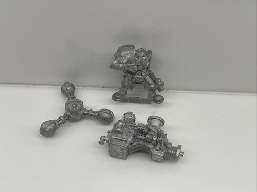 Classic metal rogue trader - rogue, era