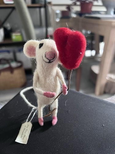 Sew heart felt - heart,
