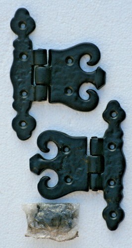 Cast iron hinges old english - iron,