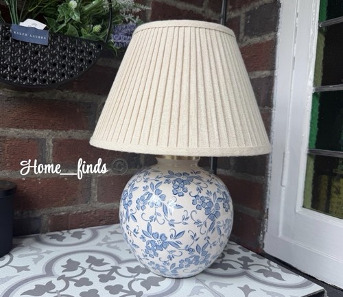 Blue white floral - blue,