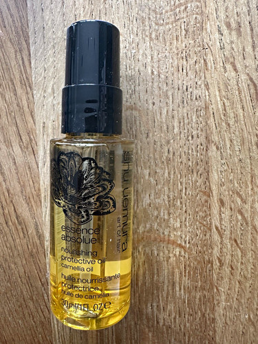 Shu uemura essence absolue - shu,