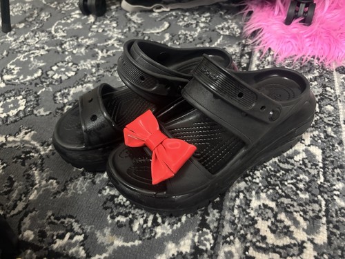Crocs mega crush sandals black - crocs,