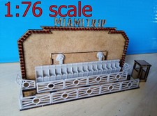 1:76 scale Showman's