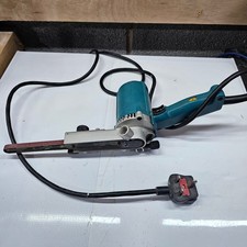 Makita 9033 Belt Sander 230V