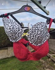 2 M&S Bras One Is  Per Una