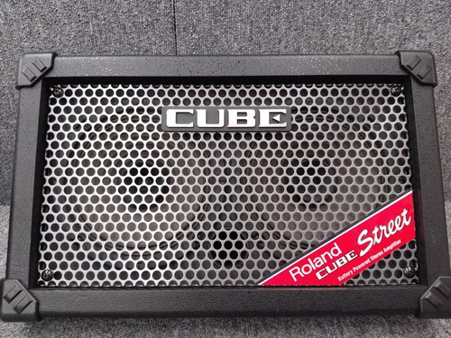 Roland cube street guitar - roland,