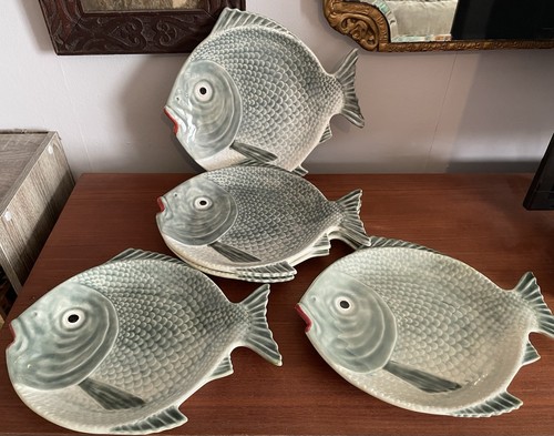Vintage majolica fish plates - majolica,
