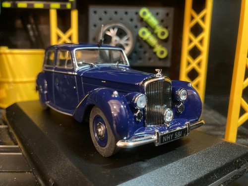 Bentley ivo peters by - peters,
