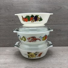 Vintage Pyrex Casserole Dishes