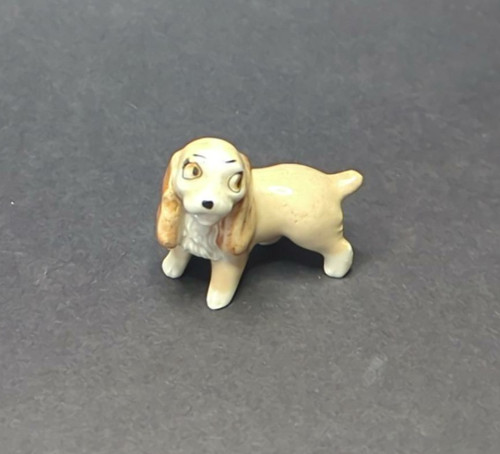 Wade figurine disney hat box - wade,