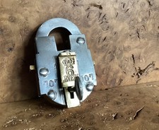 Vintage Antique Aligarh Puzzle