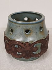 Vintage Rushton Pottery Isle