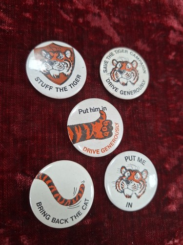 Vintage esso tiger badges - tiger,