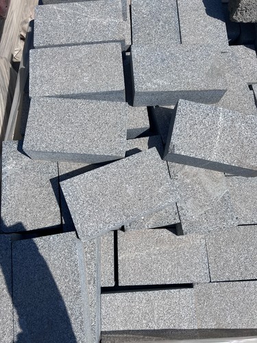 Granite pavers 250x146x75mm - granite,