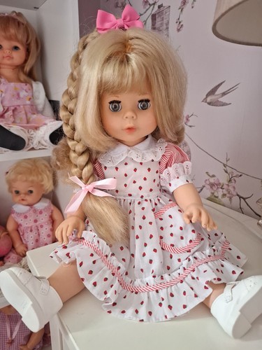 Katy tiny tears - doll, (tiny