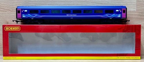 Hornby gauge r4370g first - gauge,