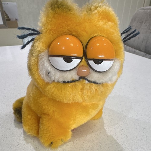 Dakin garfield plush - dakin, stuffed