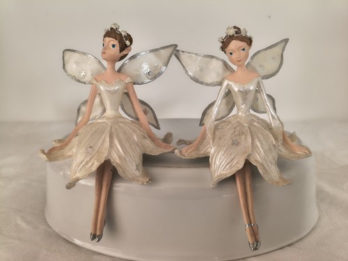 Pair fairy figurines white - pair,