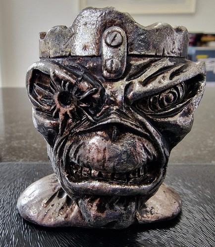 Bnib official iron maiden - maiden, the