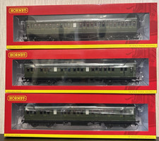 Hornby Rake of 3 SR Non