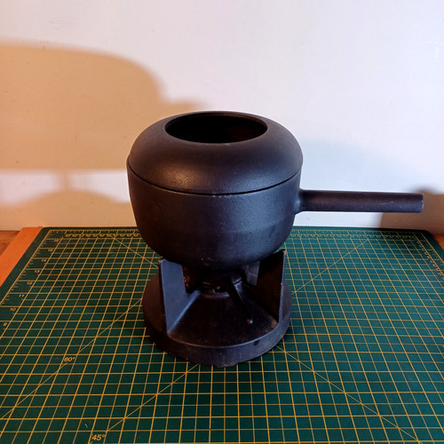 Vintage castirone fondue pot - vintage,