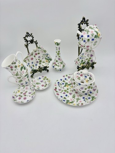 Vintage queens country meadow - queens,