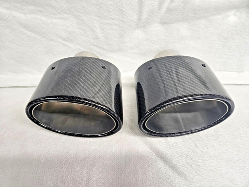 Dual oval exhaust - 3.5",