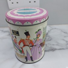 Retro Vintage Mackintosh's