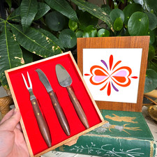 Vintage retro wooden cheese knives set and ceramic trivet 70s Japan Christmas