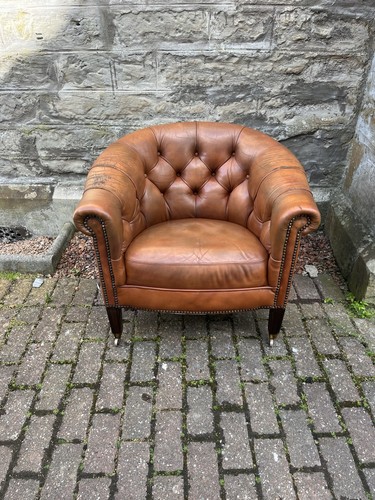 Vintage leather tub - leather,