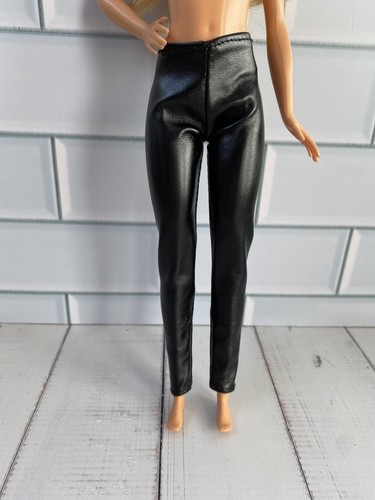 Barbie skipper doll - barbie,