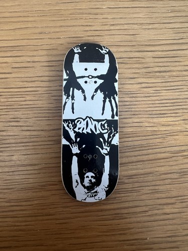 Panic fingerboard - panic,