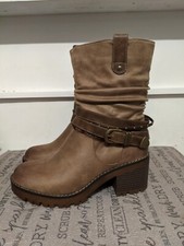 MTNG Persea Mustang Tan Brown Faux Suede Buckle Chain Ankle Boots - Size 6