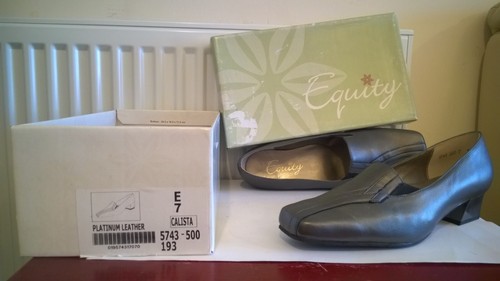 Low heel equity calista - low,