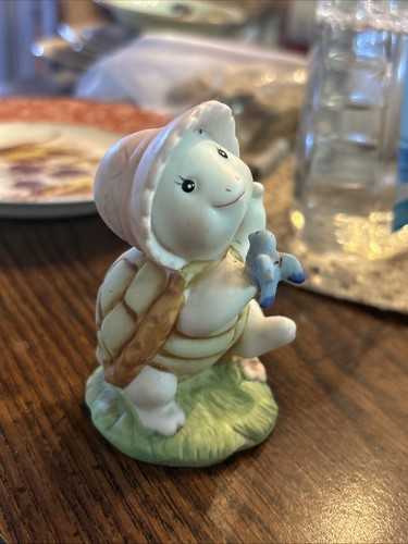 Homco turtle with - homco,