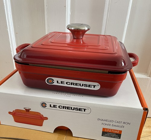 Creuset signature cast iron - le,