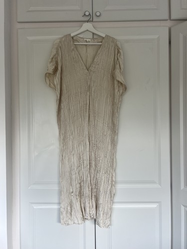 Beige gold crinkle dress - beige/gold,