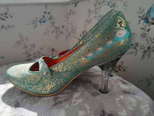 Swan lake irregular choice - swan,