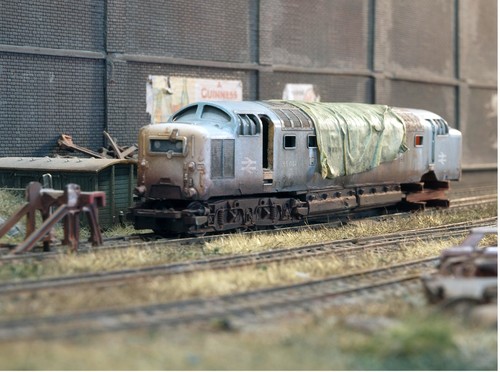 Scrapyard locomotive oo - scrapyard,
