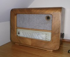 Vintage/Antique AGA Radio 