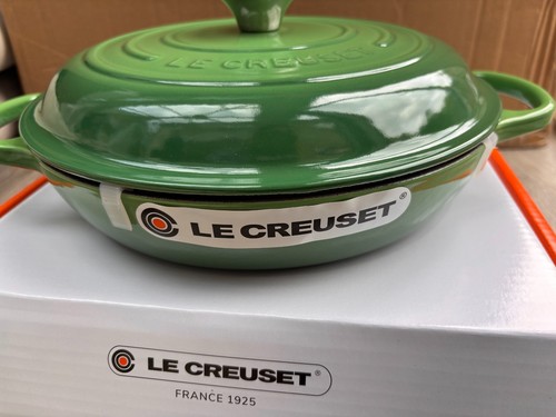 Creuset signature cast iron - creuset,