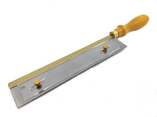 Fret slotting saw with - fret,