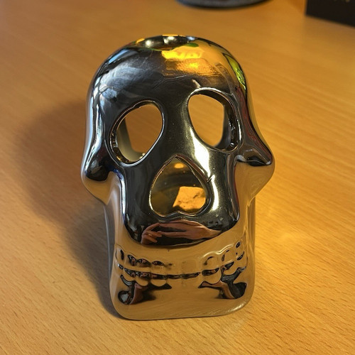 Chrome silver skull - silver, tealight
