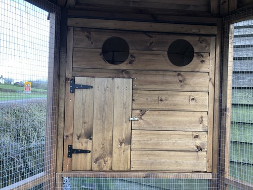 Bird aviary shelter box - aviary,