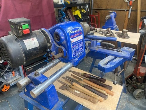 Record x 18 lathe - 36,