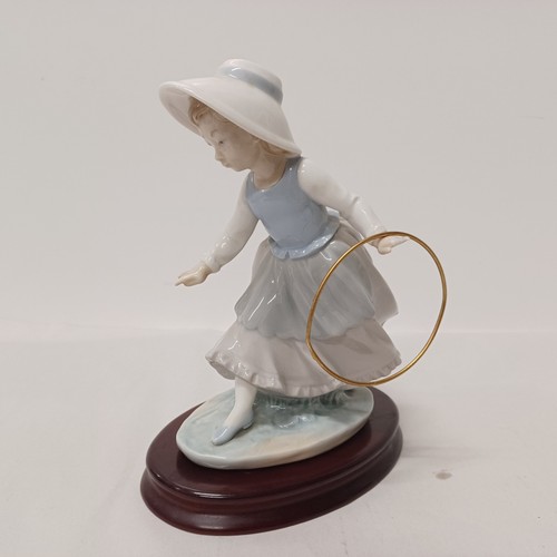 Lladro nao figurine nina con - nao,